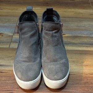 Women’s Gray Suede High-Top Sneakers
